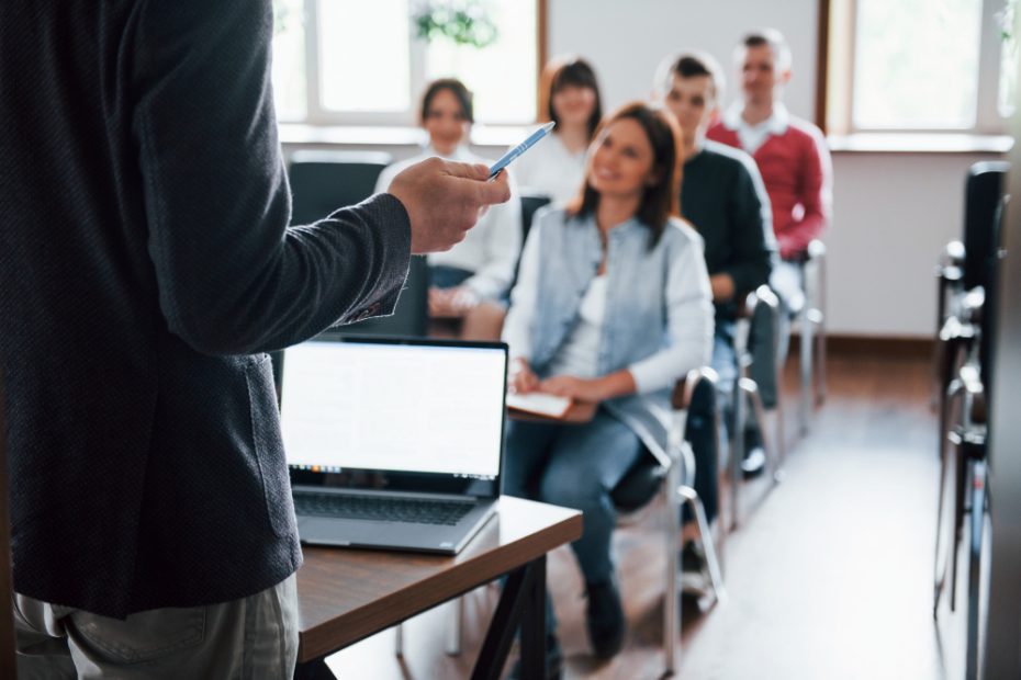 How long is a CPCS course