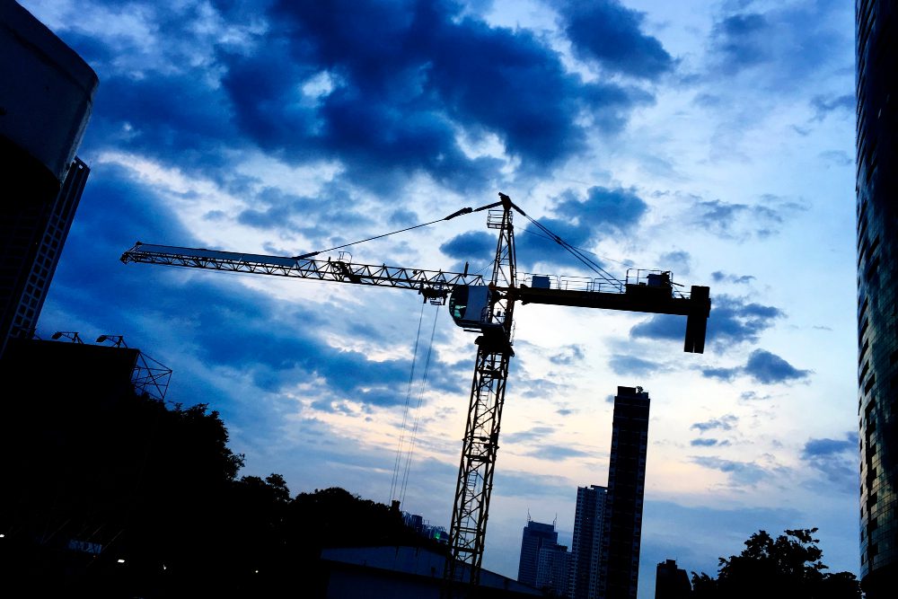 How do I get my tower crane license?